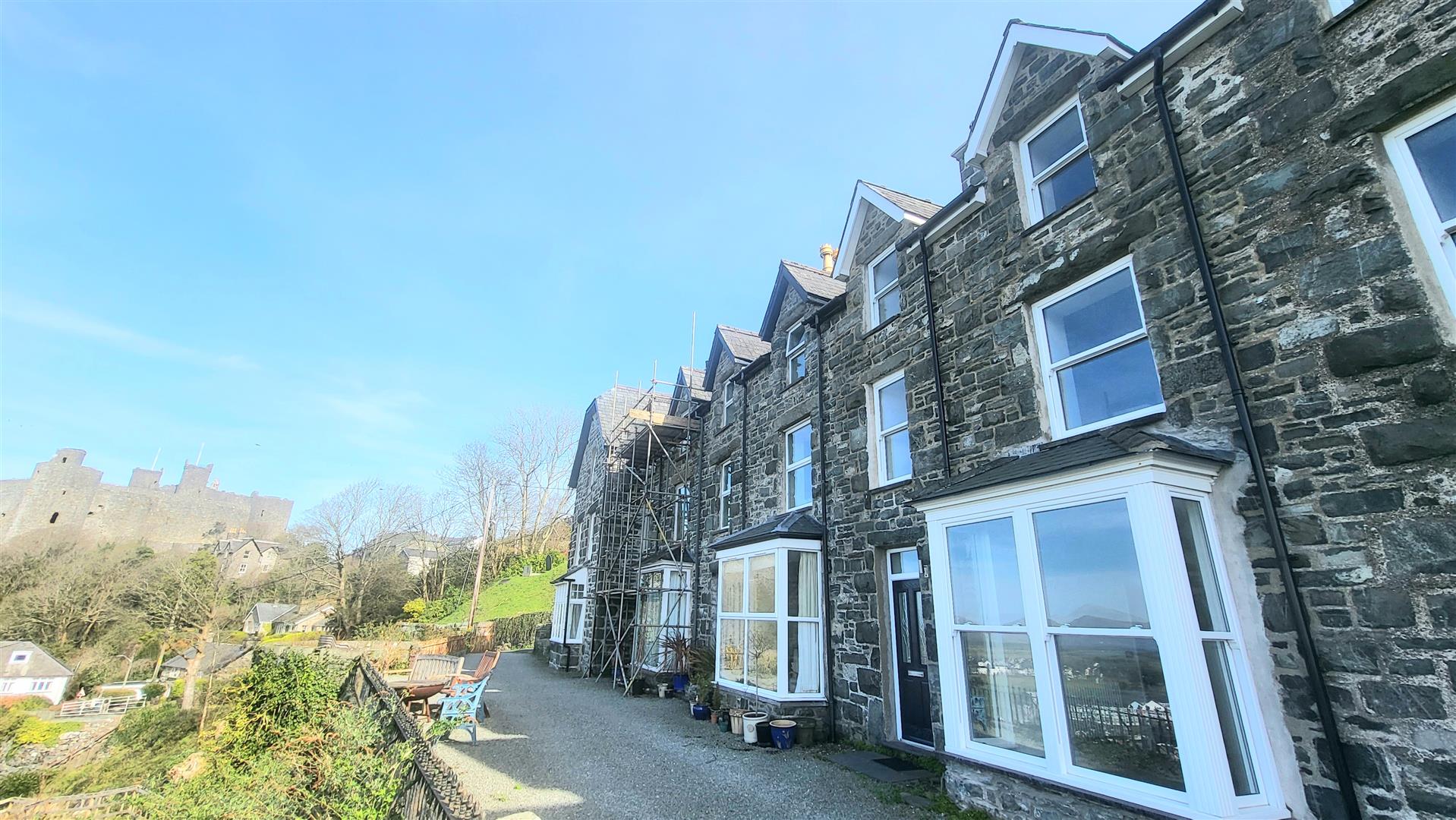 4 Bronwen Terrace, Harlech